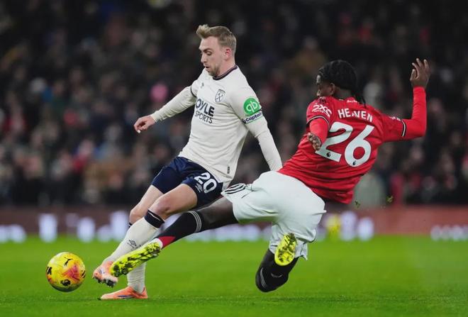 CBA：辽宁男篮主场轻取山东（CBA联赛：辽宁男篮主场完胜山东）