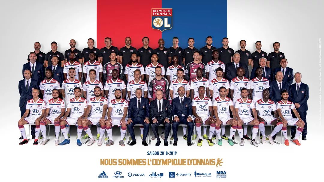 热议U22国足：熊猫杯有亮点但本身弱，教练战术实用却也难（U22国足引热议：熊猫杯有亮点却实力不足，教练战术务实仍难奏效）