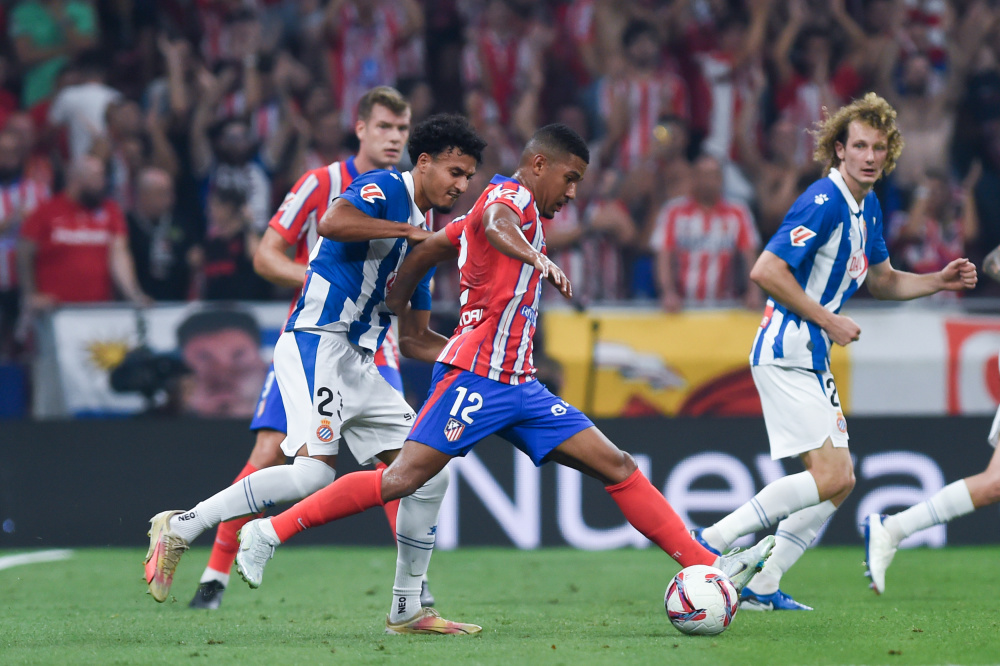 韩足晚报（2025.11.27）城南客场爆冷淘汰首尔衣恋（韩足晚报（2025.11.27）：城南客场上演冷门，淘汰首尔衣恋）