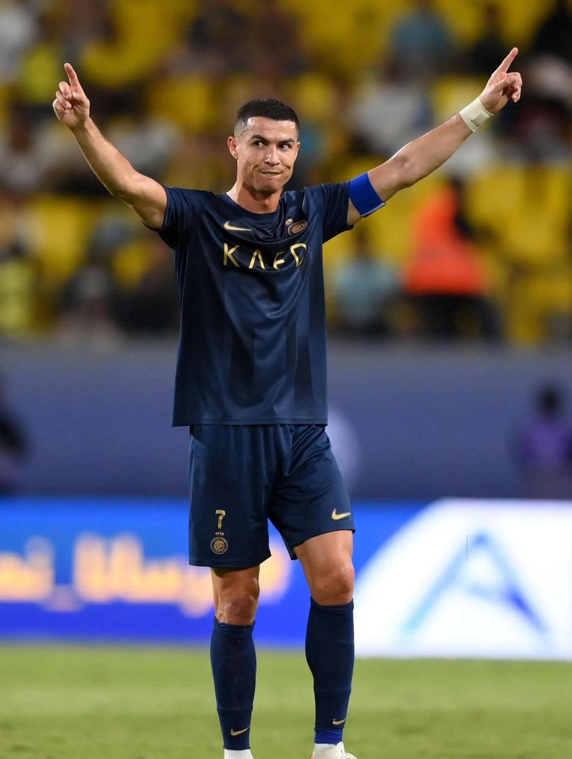 马佐拉：国米永远在我心中；希望劳塔罗有一天赢得欧冠（马佐拉：国米永驻我心，盼劳塔罗早日捧起欧冠）