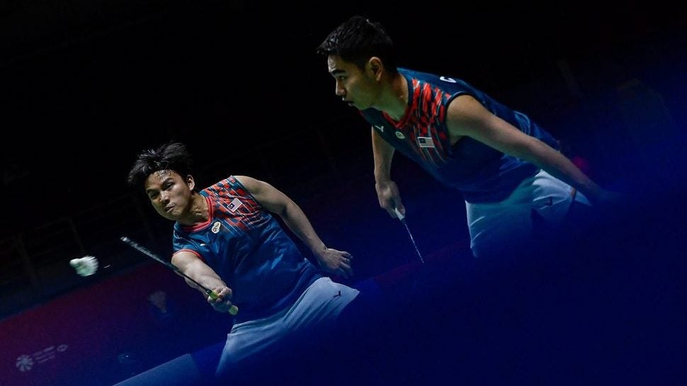 伦敦奥运马术冠军与爱驹双双安乐死，二十余年相伴征服世界赛场（相伴二十余年征战世界：伦敦奥运马术冠军与座骑相继安乐离世）