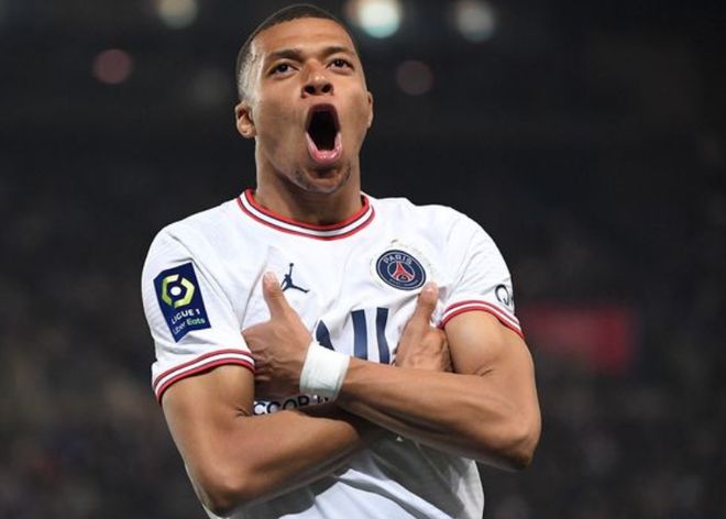 U16男足全胜晋级U17亚洲杯，中国足球队官方发布海报庆祝（U16男足豪取全胜闯入U17亚洲杯，中国足球队官微发布海报致贺）