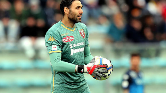 日职乙半场：山田元气屡献神扑，秋田暂0-0仙台（日乙半场战报：山田元气高接抵挡，秋田与仙台暂0-0互交白卷）