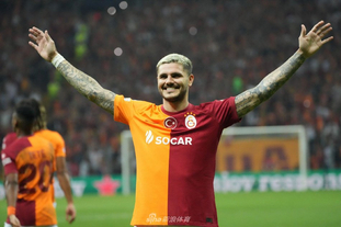 卡森：瓜帅是改变守门员角色的关键人物；埃德森的全面性无可挑剔（卡森：瓜迪奥拉是重塑门将角色的核心推手，埃德森的全面能力近乎无瑕）