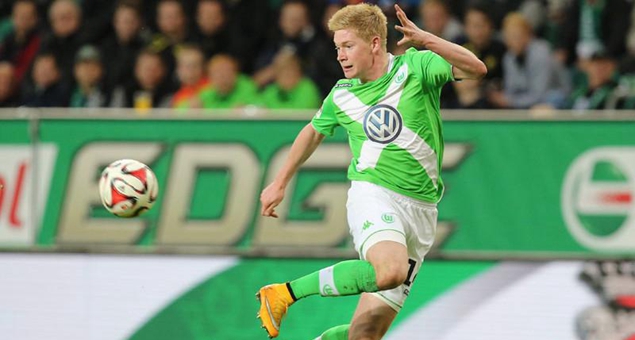 梅西世界杯夺冠后技术体能退化程度引关注（梅西世界杯封王后技术与体能下滑程度成焦点）