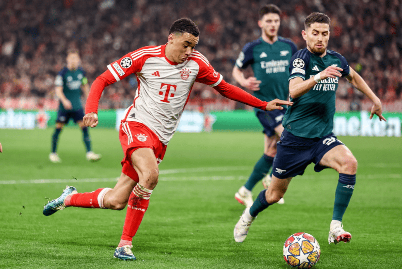 孔帕尼：格纳布里无法参加比赛，很欣赏弗莱堡稳定的战术风格（孔帕尼：格纳布里将缺席比赛，称赞弗莱堡战术稳定）