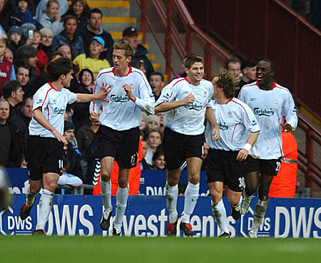 卡什：夏窗我收到好几份报价，但我就想留在维拉，我喜欢这里（卡什：夏窗收到多份报价仍选择留在维拉，我很喜欢这里）