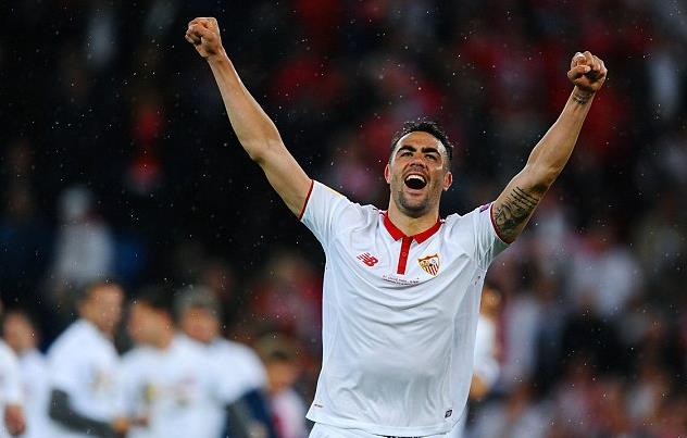 利桑德罗有望火线复出，或进入曼联对阵埃弗顿名单（利桑德罗有望提前回归，或入选曼联战埃弗顿大名单）