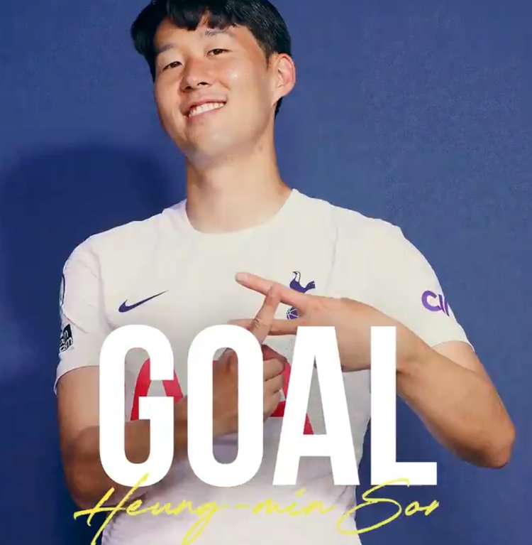 世体：莱万多夫斯基点亮纽约帝国大厦，以庆祝波兰独立日（世体：莱万多夫斯基为波兰独立日点亮纽约帝国大厦）